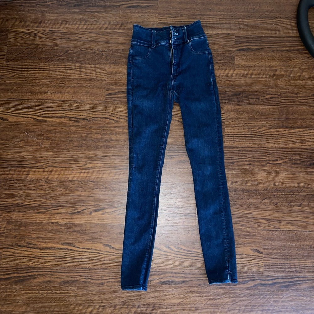 American Eagle High Rise Jeans